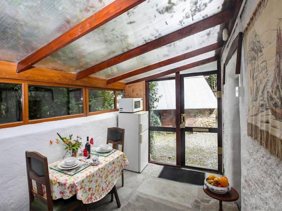 Traditional 18Th Century Converted Stables Wexford Exterior photo